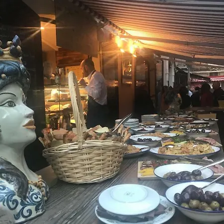 Casa Gisira Nyaraló *